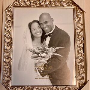 Fetco Home Decor 8 x 10 Open Hearts with Crystals Frame New in box